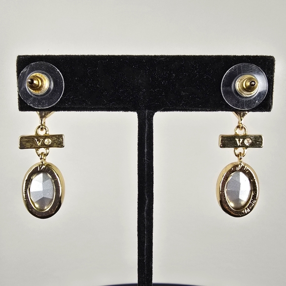 Elegant Gold Dangle Earrings with Clear Stones - Picture 2 of 3